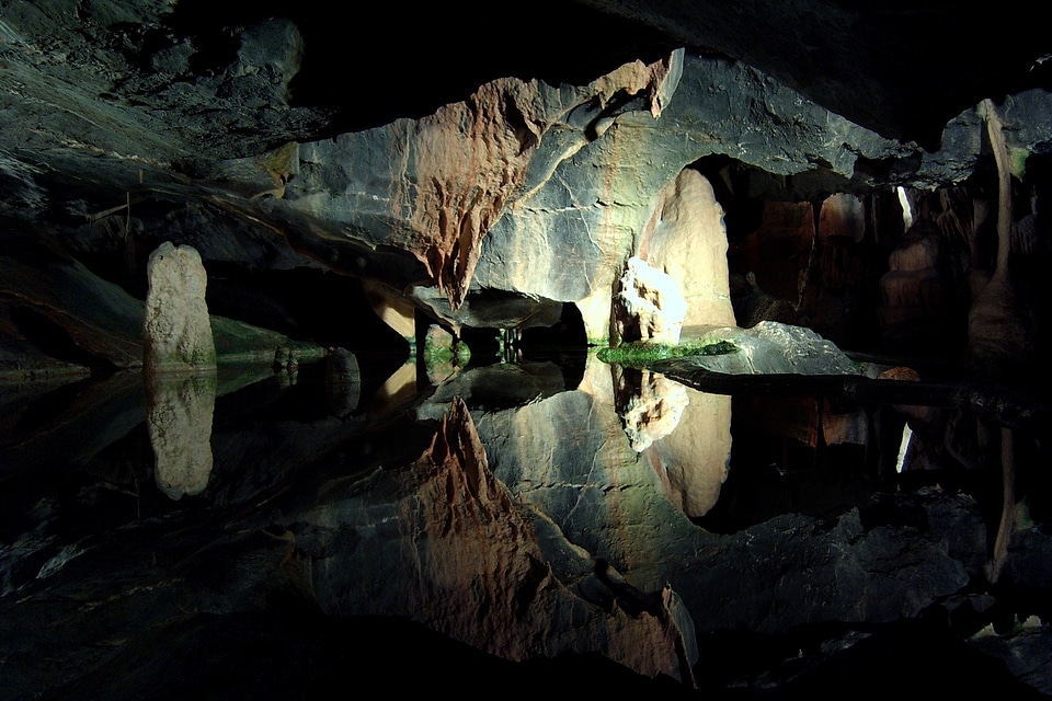 Reflection water underground