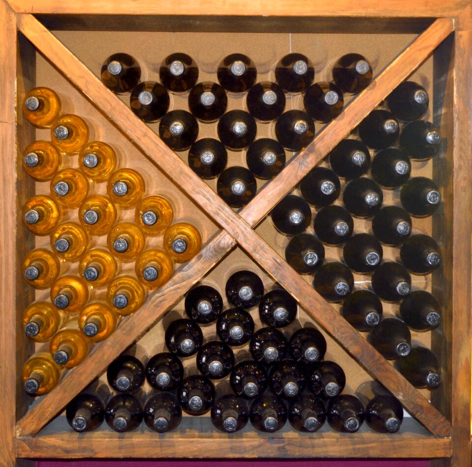 White wine red wine vineyard