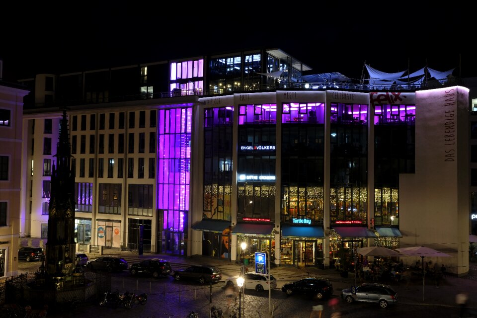Department store citycenter architecture