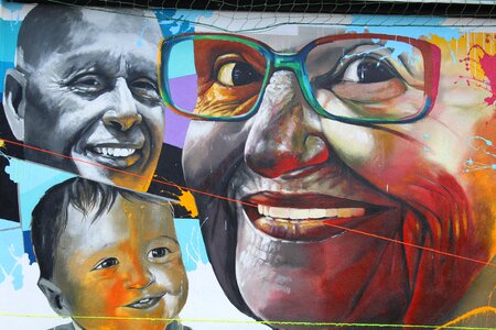 Face street art woman