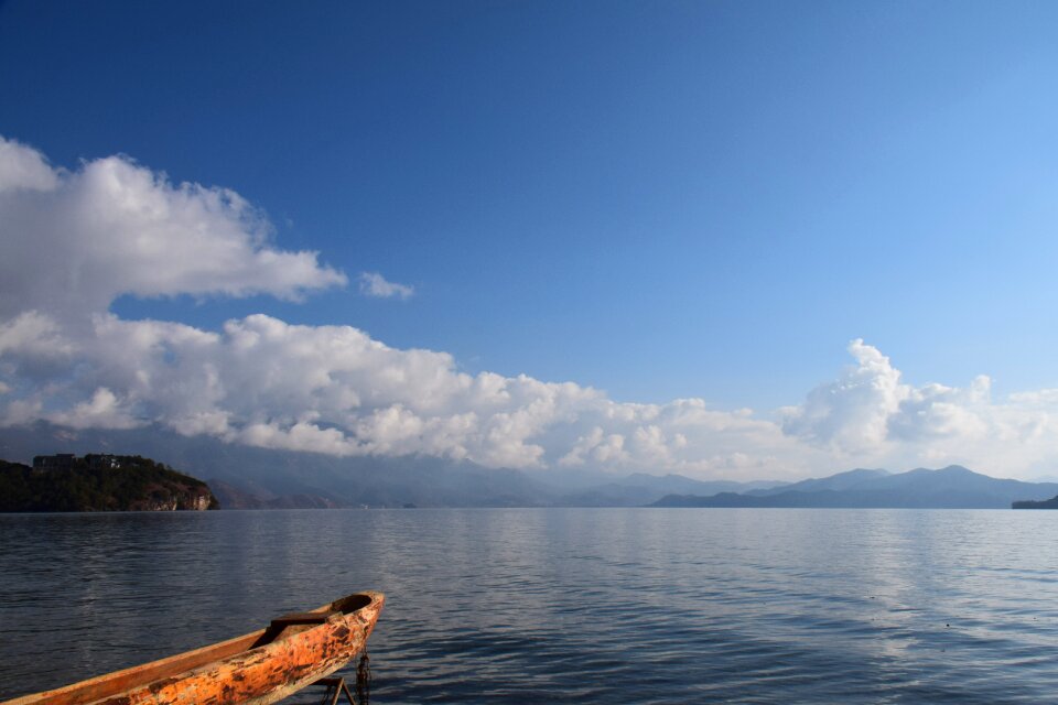Lugu lake caochuan lake view