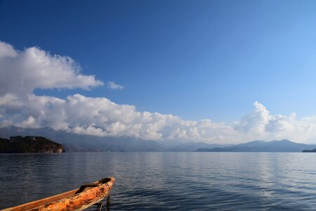 Lugu lake caochuan lake view photo