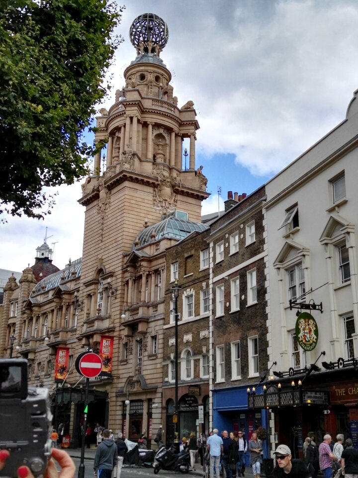 Building big picture tower