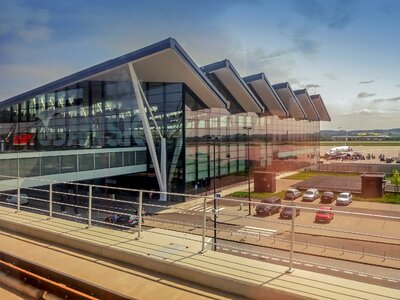 Walesa port architecture