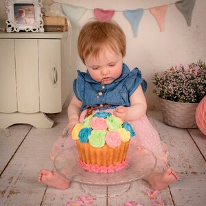Baby toddler cake smash