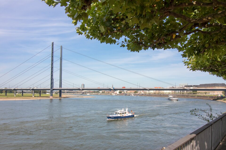 Rhine panorama ship düsseldorf promenade