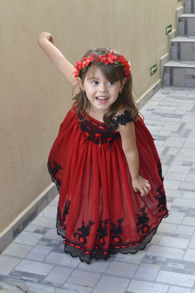 Flower girl florist marriage