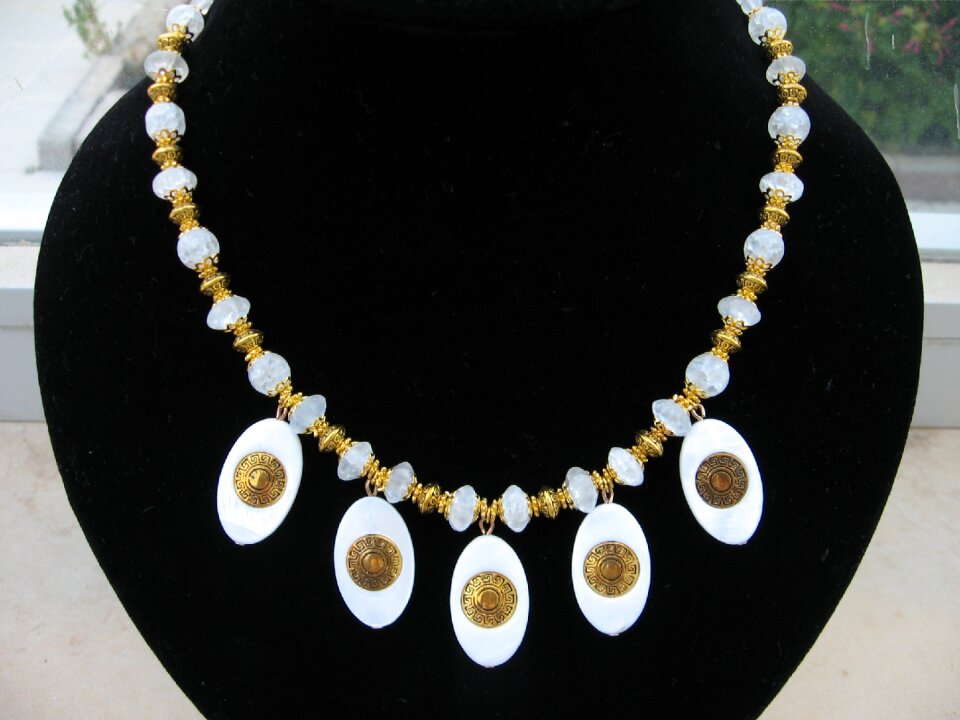 Design necklace vintage