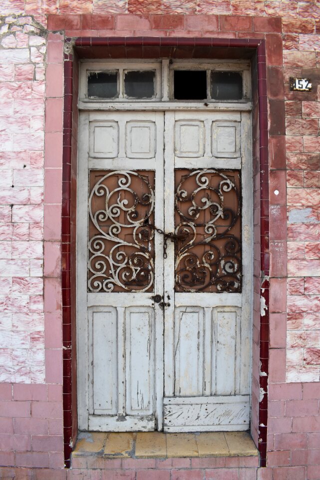 Closed house wood