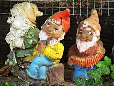 Statues ornament krasnal
