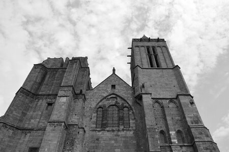 Architecture religious monuments brittany