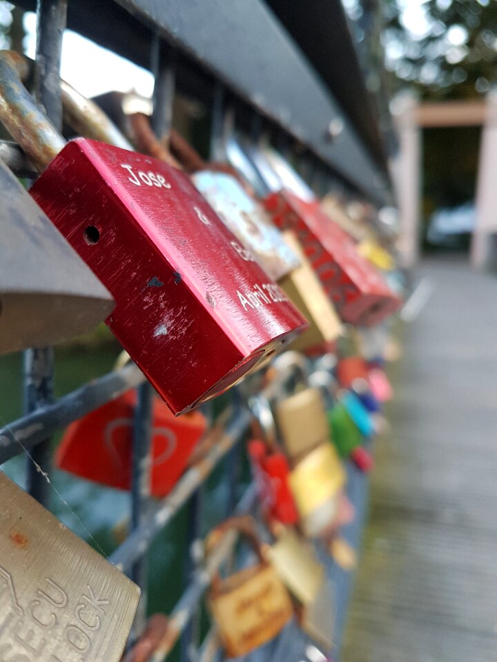 Castle love bridge