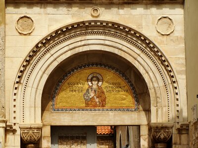 Architecture traditional ancient