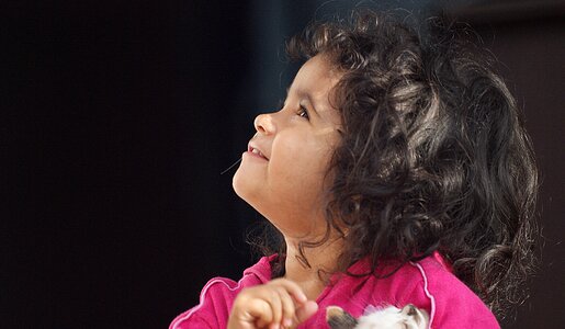 Girl alegre armenia