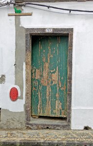 Building dies decay
