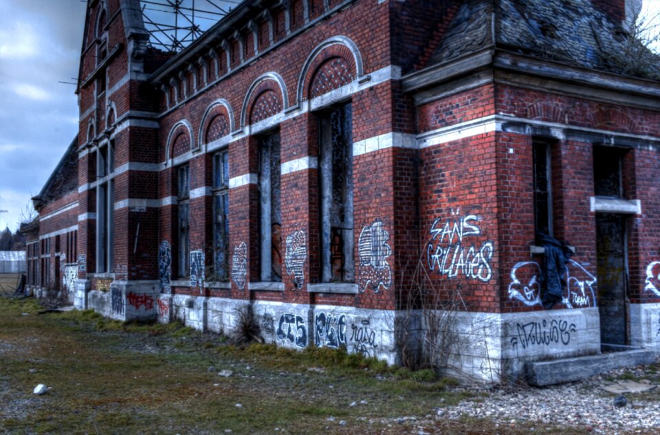 Brussels dilapidated station