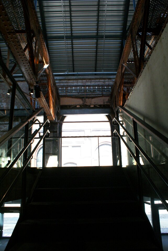 Light structure modern