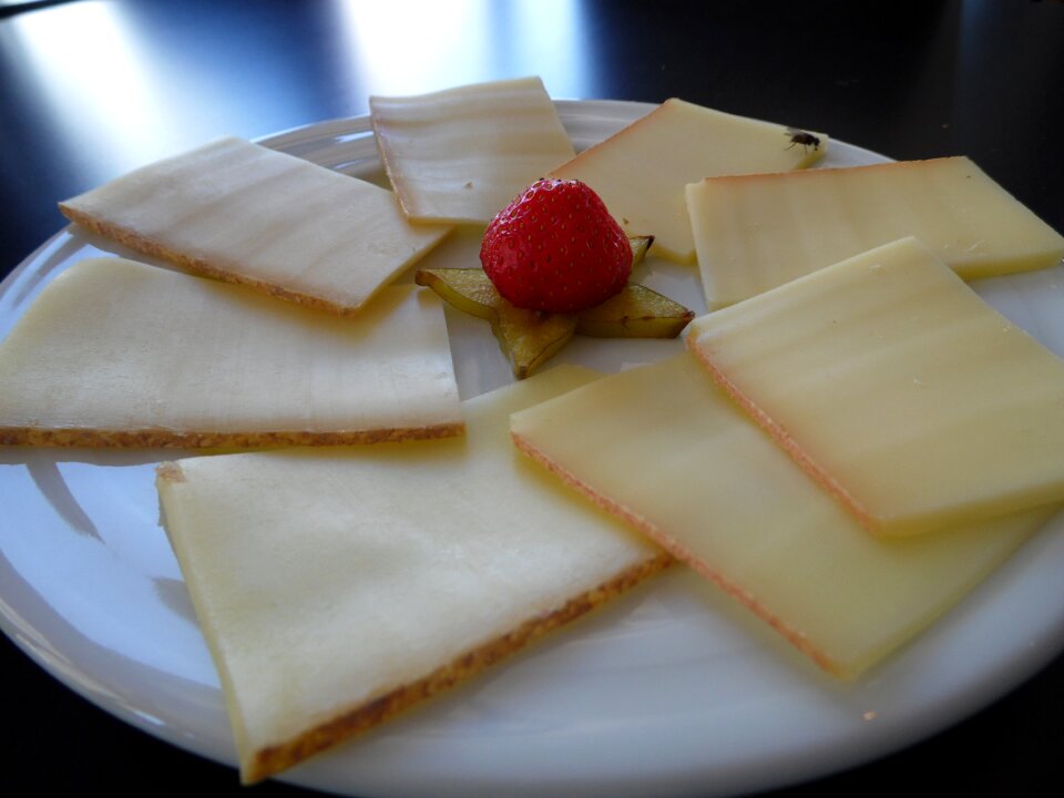 Cheeses happy hour