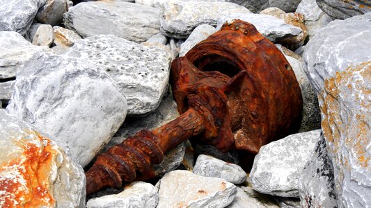 Rusty break up rusted