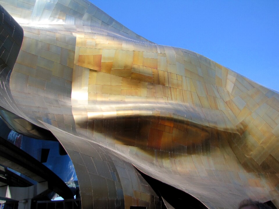Science fiction museum metal round shape