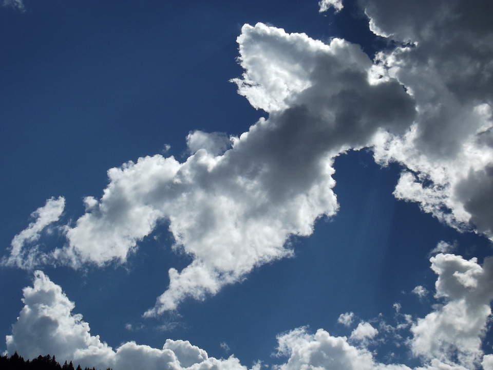 Blue clouds form beautiful