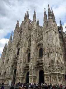 Milan cathedral italy 歐 chau photo