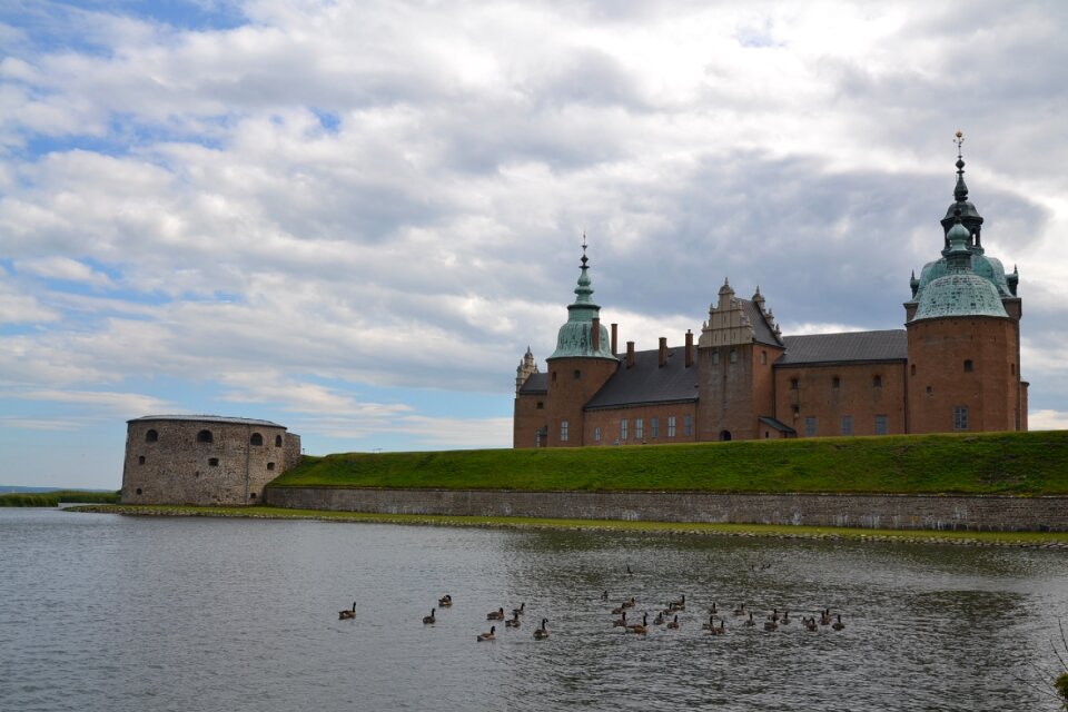 Castle strength medieval architecture