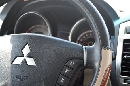 Mitsubishi steering steering of car photo