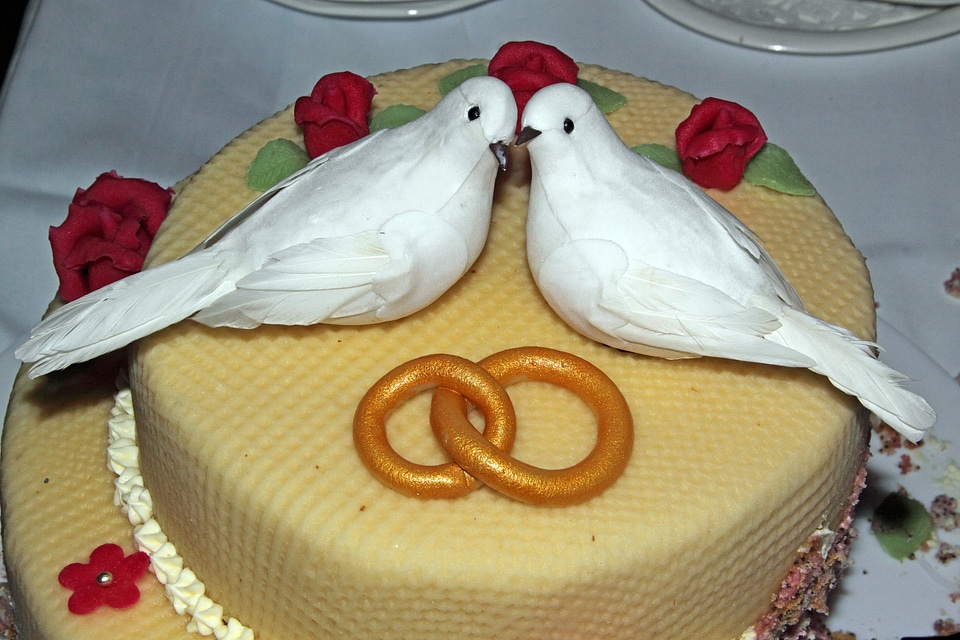 Rings marzipan roses