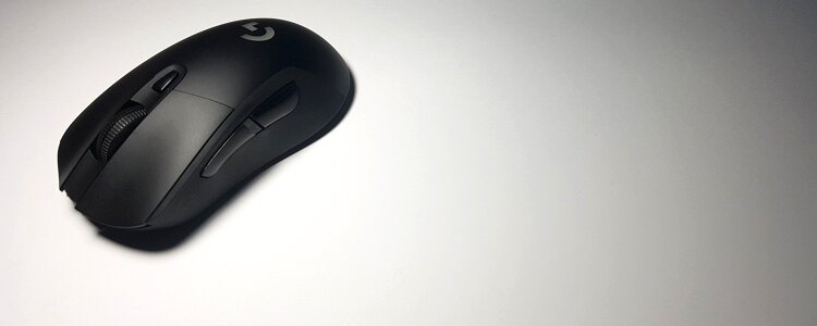 Black on white games logitech