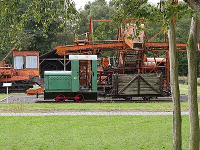 Historically narrow gauge train vehicles