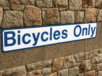 Cycle sign park photo