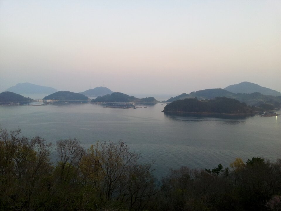 Sea tongyeong back to the