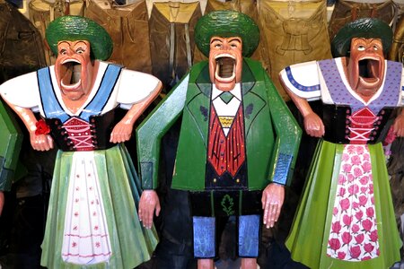 Throw bude historically costume