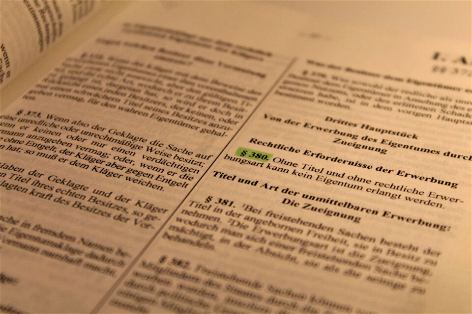 Lawyer clause right