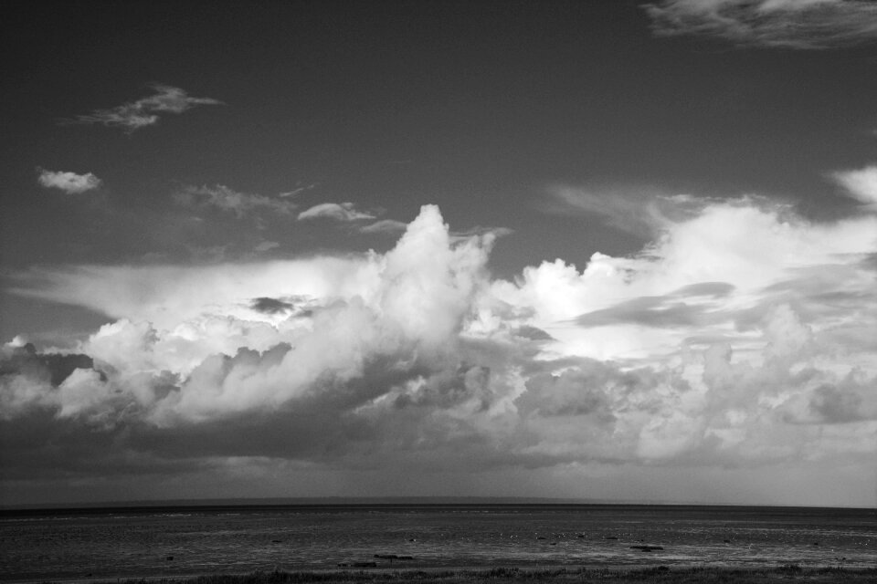 Horizon atmosphere landscape sea sky white black