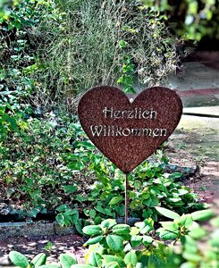 Brown input garden