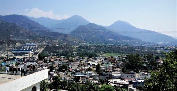 City valley mountain