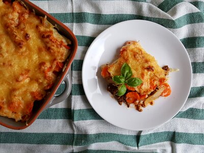 Kohlrabi carrots minced meat