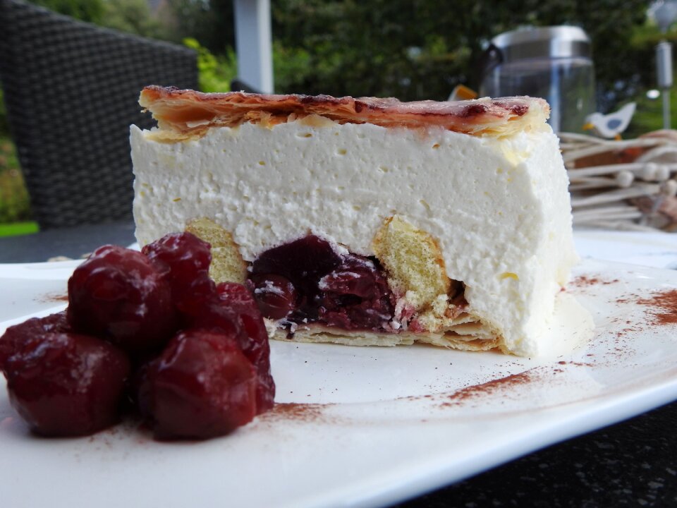 Dutch cherry cream pie cake cream particles