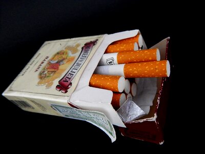Match tobacco cigar