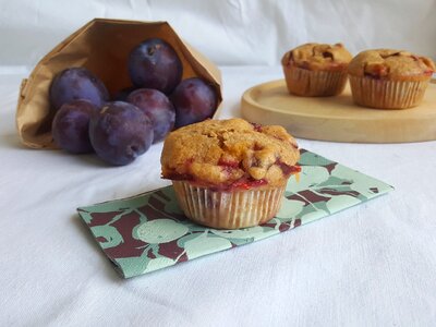 Bake plums pastries