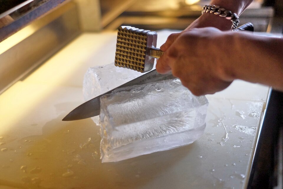 Hands technology crushed ice