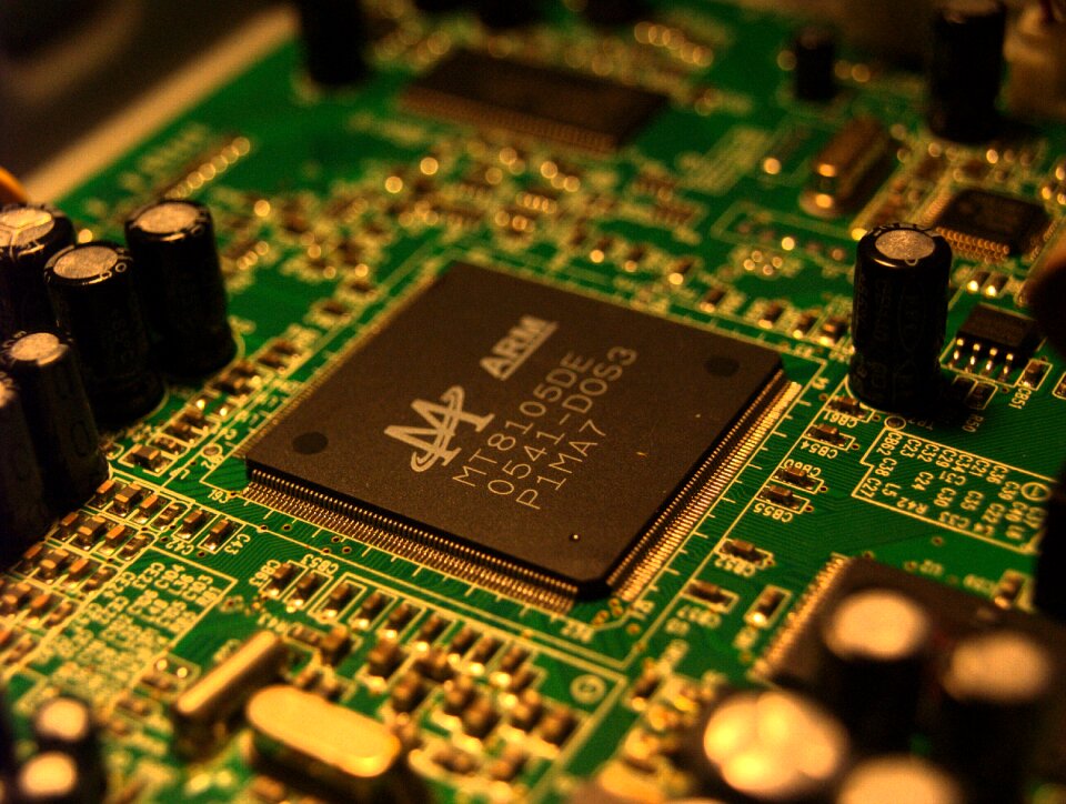 Microchip capacitor