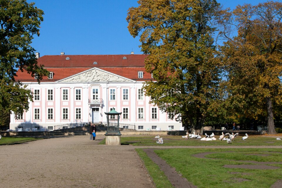Berlin zoo castle friedrichsfelde