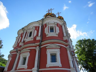 Temple building architecture