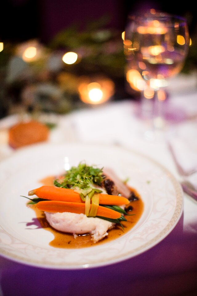 Table setting dinner