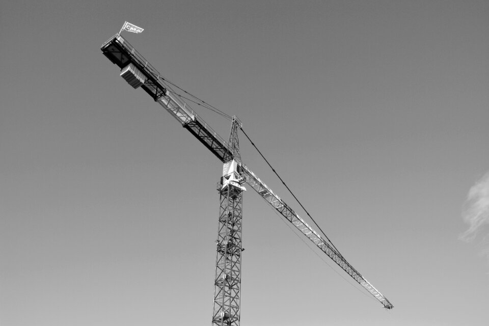Building machine lifting