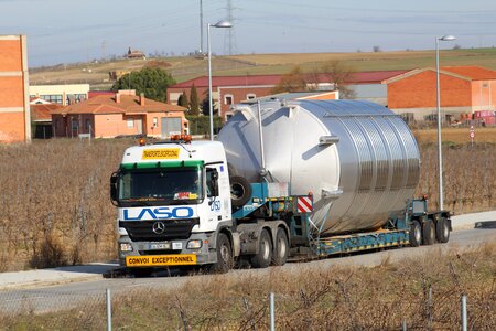 Stainless steel wineries industria photo