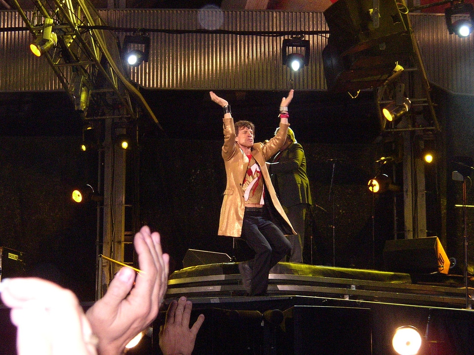 Performer performance performing